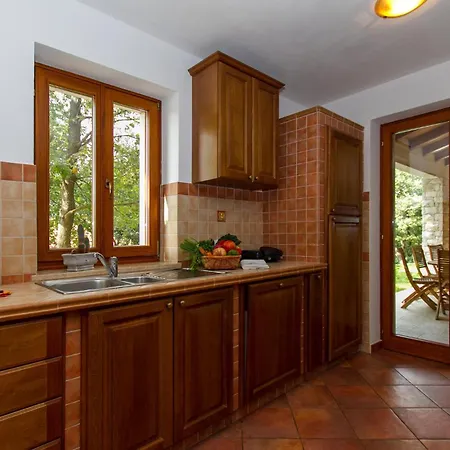 Lovely In With Swimming Pool Holiday home